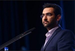 وزیر ارتباطات اعلام کرد: یک ماه اینترنت رایگان برای تمام مردم ایران