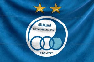تجمع خانواده‌ها مقابل باشگاه استقلال