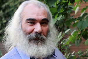 یوسفعلی میرشکاک عزادار شد