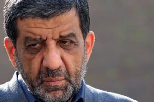 چرا ضرغامی پخش آثار شجریان را ممنوع کرد؟ چرا سر مزارش فاتحه خواند؟!