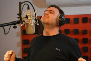 خواننده انقلابی در اروپا از فلسطین خواند/ جزییات